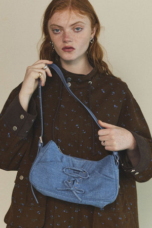 メゾンスペシャル/MAISON SPECIALのLace Up Denim Saddle Bag/レースアップデニムサドルバッグ(120600/120602)