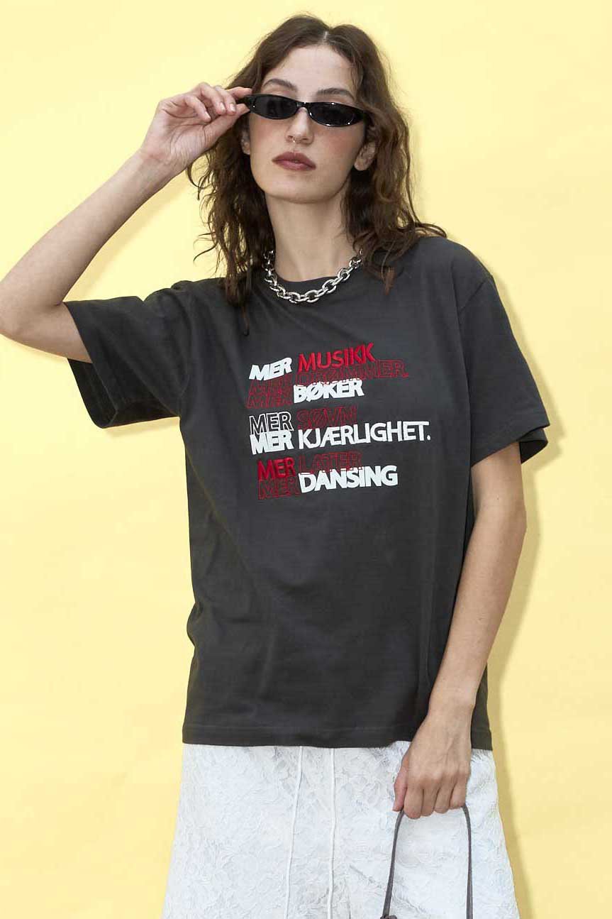 新品未使用 MAISON SPECIAL フェザーチュールTシャツ ホワイト 新品未使用 MAISON SPECIAL フェザーチュールTシャツ ホワイト