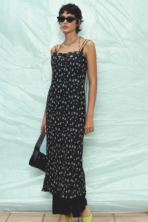 メゾンスペシャル/MAISON SPECIALのSmall Flower Pleated Dress/スモールフラワープリーツワンピース(110500/110503)