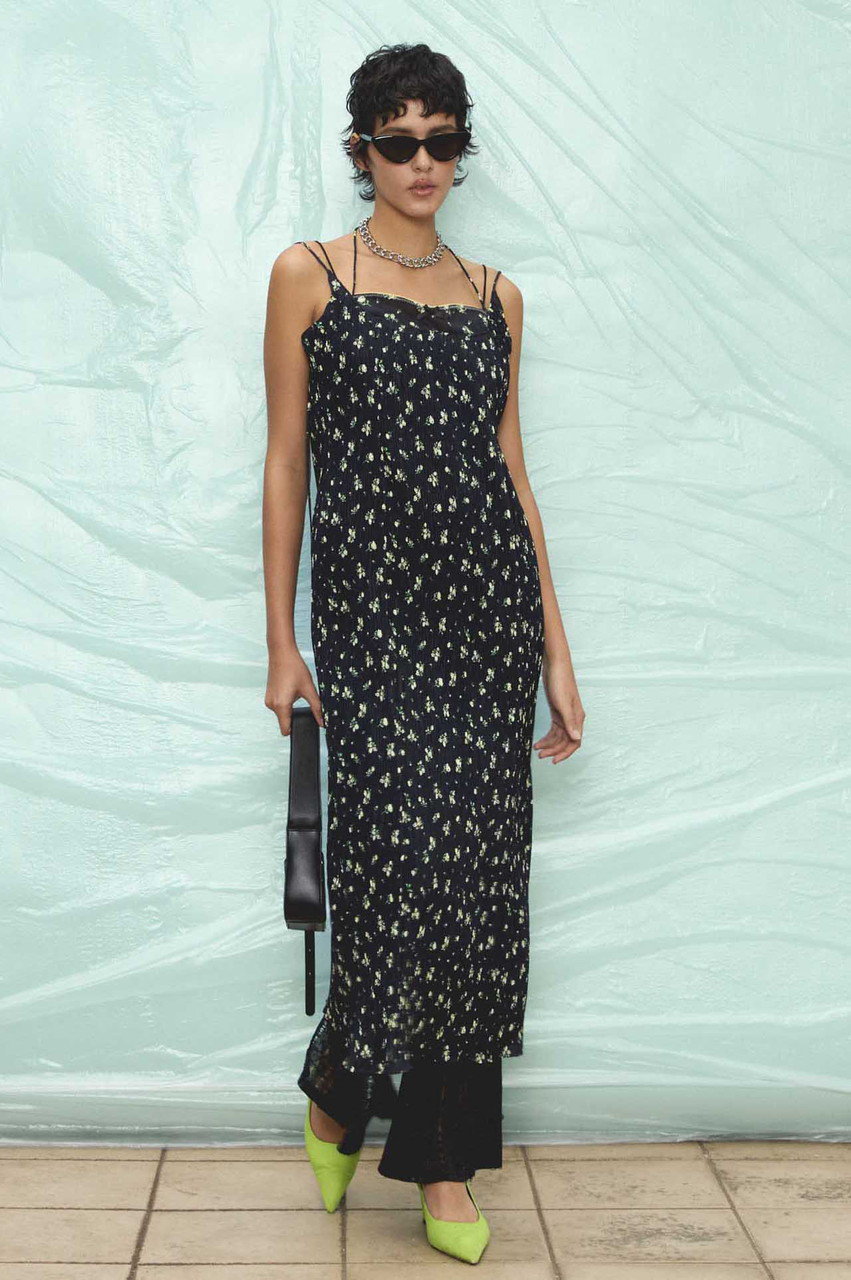 MAISON SPECIAL(メゾンスペシャル)｜Small Flower Pleated Dress