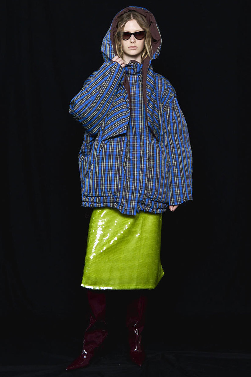 MAISON SPECIAL プライムオーバーマフラー付きダウンコート MAISON SPECIAL(メゾンスペシャル)｜【予約販売】Plaid Hoodie