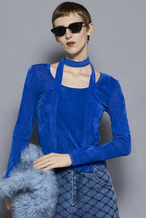 メゾンスペシャル/MAISON SPECIALのSheer Velour Asymmetrical Tops/シアーベロアアシメトップス(110100/110103)