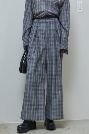 【美品】MAISON SPECIAL　これからの季節に◎快適性も抜群なパンツ 美品】MAISON SPECIAL これからの季節に◎快適性も抜群なパンツ
