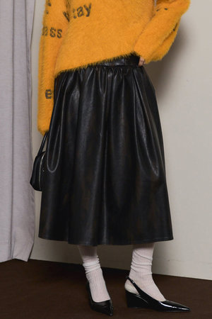 メゾンスペシャル/MAISON SPECIALのWaist Frill faux Leather Mid-length Skirt/ウエストフリルフェイクレザーミモレスカート(110700/110703)
