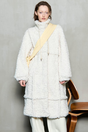 メゾンスペシャル/MAISON SPECIALのCut Off High Neck Boa Coat/カットオフハイネックボアコート(110900/110903)