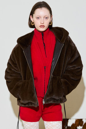 メゾンスペシャル/MAISON SPECIALのFur Hoodie/ファーフーディ(110800/110802)