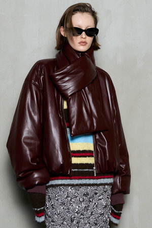 メゾンスペシャル/MAISON SPECIALのLeather Puffer Jacket With Muffler/マフラーセットレザーパッファーブルゾン(110800/110802)