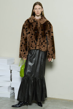 メゾンスペシャル/MAISON SPECIALの【予約販売】faux Leather Dress/フェイクレザーワンピース(110500/110503)