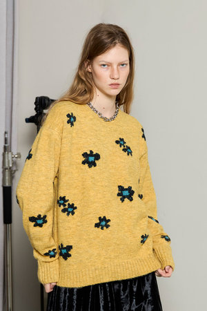 メゾンスペシャル/MAISON SPECIALのMany Flower Knit Pullover/メニーフラワーニットプルオーバー(110300/110301)