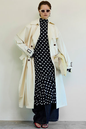 メゾンスペシャル/MAISON SPECIALの【予約販売】Drape Skirt Long Trench Coat/ドレープスカーフロングトレンチコート(110900/110903)