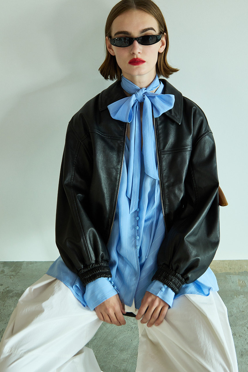 レザーボリュームベスト　メゾンスペシャル　限定お値下げ中 SALE】Washed Vegan Leather Vest