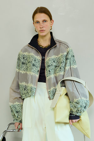 メゾンスペシャル/MAISON SPECIALの【予約販売】2WAY Lace Blouse/リバーシブルレースブルゾン(110800/110802)