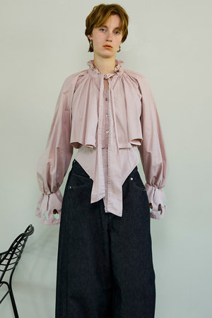 メゾンスペシャル/MAISON SPECIALのRuffle Shirt Bodysuit/ラッフルシャツボディスーツ(110100/110103)