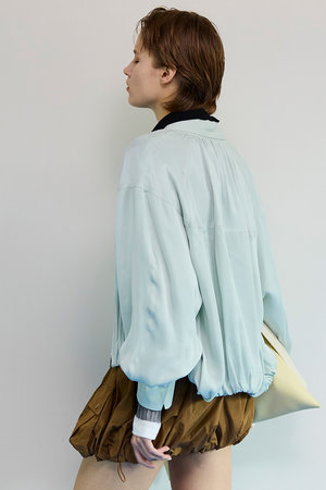 メゾンスペシャル/MAISON SPECIALの【予約販売】Balloon Zip Shirt/バルーンジップシャツ(110400/110403)