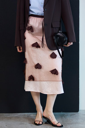 メゾンスペシャル/MAISON SPECIALのSheer Floral Layered Skirt/シアーフラワーレイヤードスカート(110700/110703)