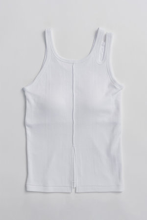 メゾンスペシャル/MAISON SPECIALの【Miller×MAISON SPECIAL】コラボヘムスリットタンクトップ(110100/110101)