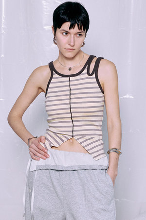 メゾンスペシャル/MAISON SPECIALの【Miller×MAISON SPECIAL】コラボヘムスリットタンクトップ(110100/110101)