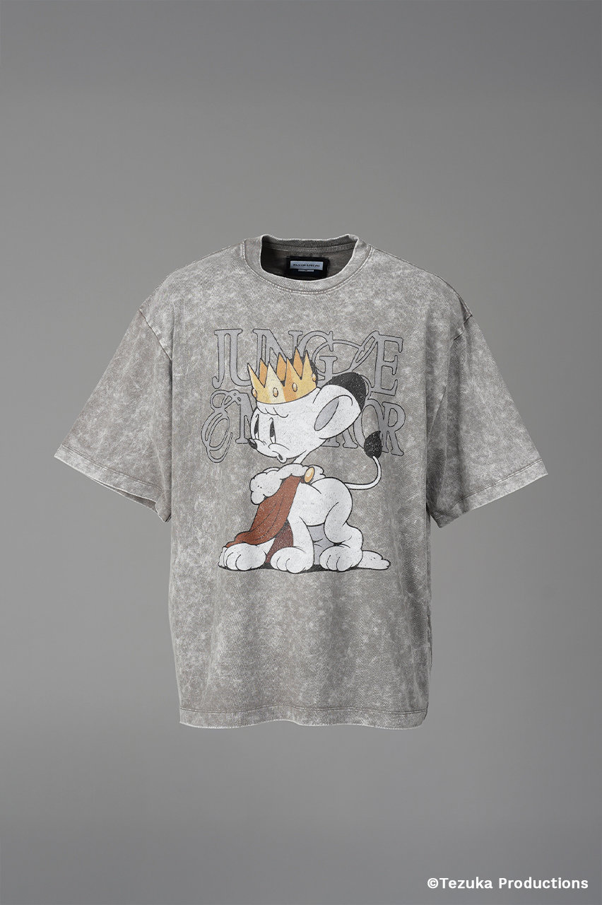 メゾンスペシャル/MAISON SPECIALの【予約販売】【UNISEX】【TEZUKA CHARACTERS for MAISON SPECIAL】- JUNGLE EMPEROR LEO - Prime-Over Fade Crew Neck Graphic T-Shirt/- ジャングル大帝レオ - フェードクルーネックグラフィックT(L.GRY(ライトグレー)/11261411211)