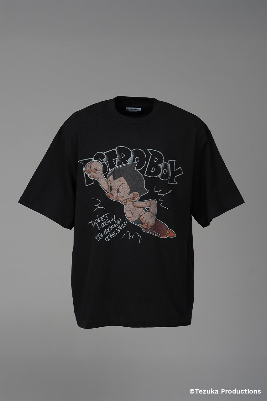 メゾンスペシャル/MAISON SPECIALの【予約販売】【UNISEX】【TEZUKA CHARACTERS for MAISON SPECIAL】- ASTRO BOY - Prime-Over Crew Neck Graphic T-Shirt/- 鉄腕アトム - プライムオーバークルーネックグラフィックTシャツ(BLK(ブラック)/11261411210)