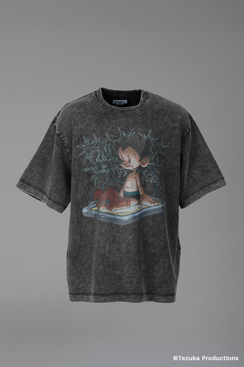 メゾンスペシャル/MAISON SPECIALの【予約販売】【UNISEX】【TEZUKA CHARACTERS for MAISON SPECIAL】- ASTRO BOY - Prime-Over Fade Crew Neck Graphic T-Shirt/- 鉄腕アトム - プライムオーバーフェードクルーネックグラフィックTシャツ(D.BLK(ブラック)/11261411209)