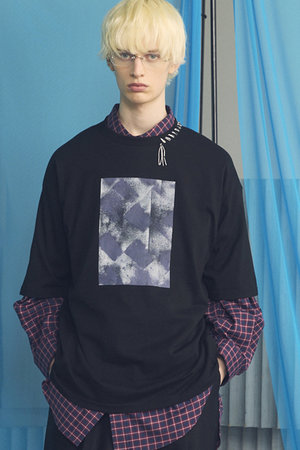 メゾンスペシャル/MAISON SPECIALの【予約販売】【UNISEX】Abstract Hand-Printed Prime-Over Stitched Crew Neck T-shirt/アブストラクトハンドプリントプライムオーバーステッチクルーネックTシャツ(110100/110102)