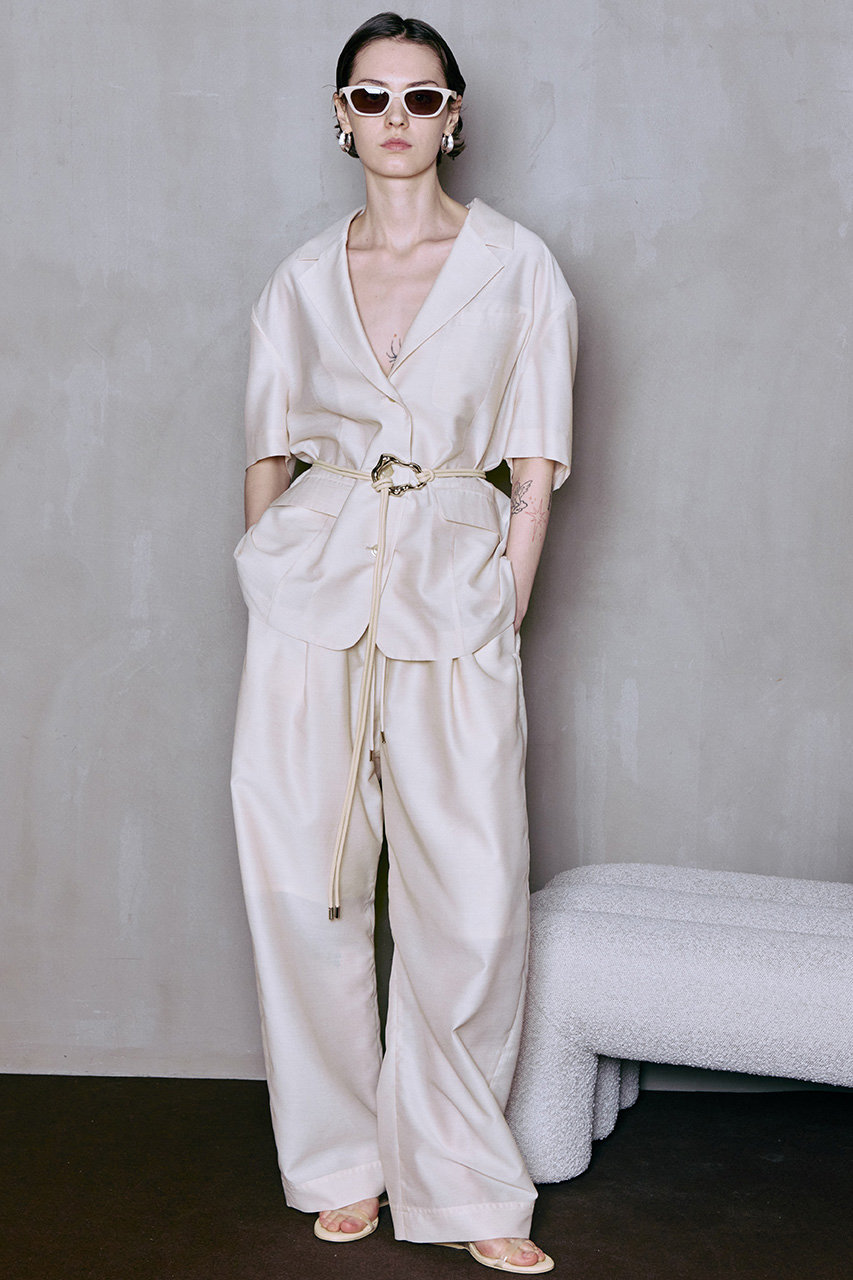MAISON SPECIAL(メゾンスペシャル)｜Half-Sleeve Sheer Suiting Jacket