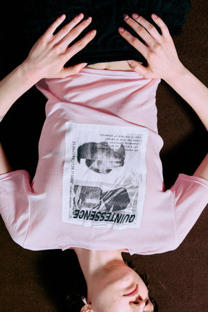 メゾンスペシャル/MAISON SPECIALの【予約販売】QUINTESSENCE Print T-Shirt/QUINTESSENCEプリントTEE(110100/110102)