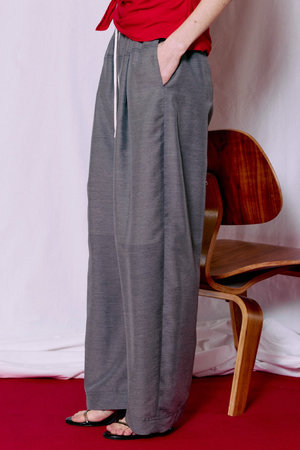 メゾンスペシャル/MAISON SPECIALのSheer Suiting Easy Pants/シアースーチングイージーパンツ(110600/110601)