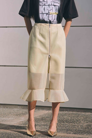 メゾンスペシャル/MAISON SPECIALのSheer Bonded Ruffle Skirt/シアーダンボールラッフルスカート(110700/110703)