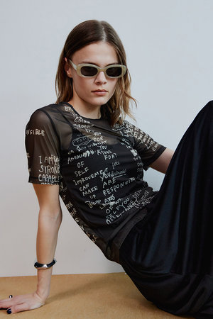 メゾンスペシャル/MAISON SPECIALの【予約販売】Hand-Knit Mesh T-Shirt/ハンドロゴメッシュTシャツ(110100/110102)