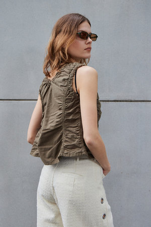 メゾンスペシャル/MAISON SPECIALの【予約販売】Military Gathered TOPs/ミリタリーギャザートップス(110400/110401)