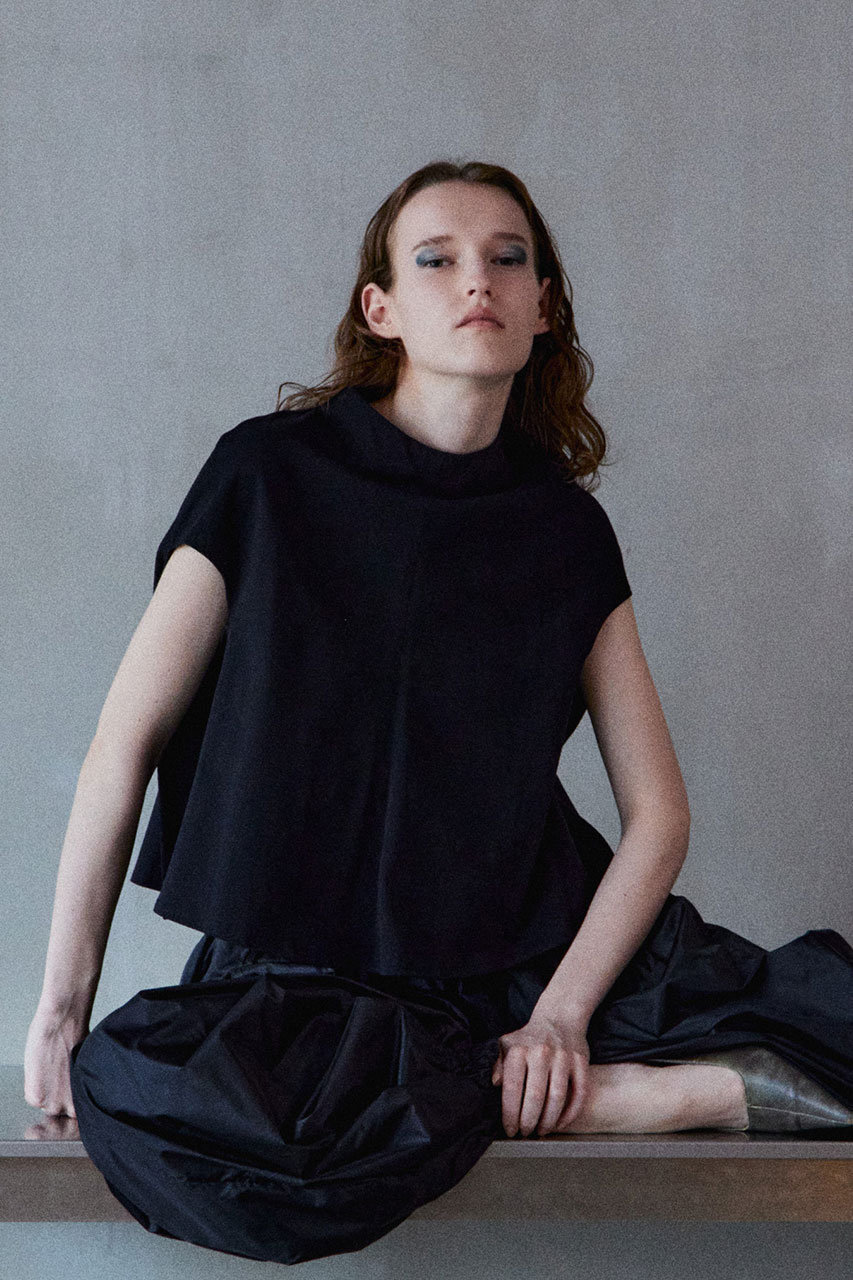 MAISON SPECIAL(メゾンスペシャル)｜【予約販売】High-Neck Flare TOPs