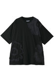 【UNISEX】フラワーパッチクルーネックTEE