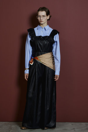 メゾンスペシャル/MAISON SPECIALのFaux Leather Frill Rompers/フェイクレザーフリルロンパース(110500/110503)