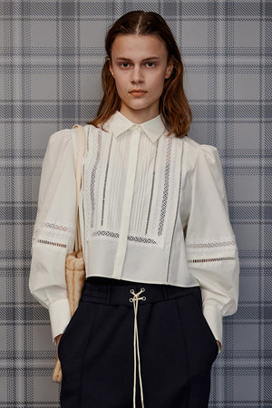 メゾンスペシャル/MAISON SPECIALの【予約販売】Pintuck Lace Blouse/ピンタックレースブラウス(110400/110403)
