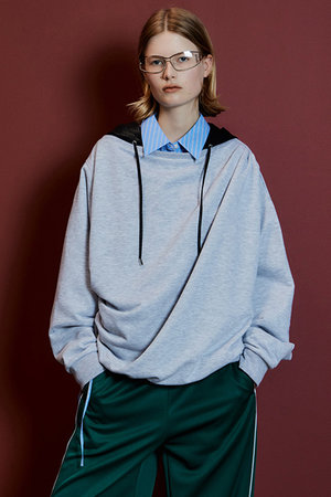 メゾンスペシャル/MAISON SPECIALの【予約販売】2WAY Off-Shoulder Sweatshirt/2WAYオフショルスウェット(110100/110105)