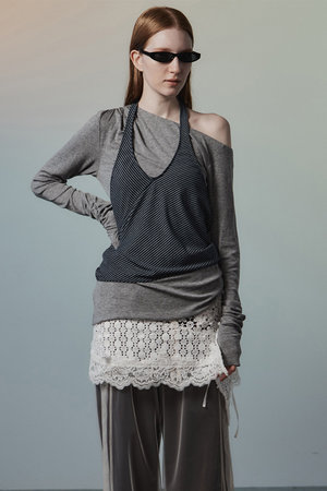 メゾンスペシャル/MAISON SPECIALの【予約販売】Border Halter Layered Off-Shoulder Top/ボーダーホルターレイヤードオフショルTOP(110100/110103)