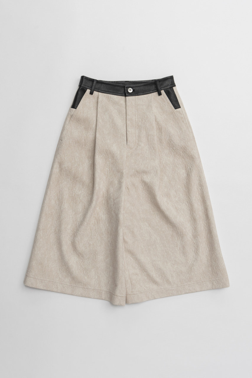 メゾンスペシャル/MAISON SPECIALのHaircalf-Like Work Shorts/ハラコライクワークショーツ(BGE(ベージュ)/21262465303)