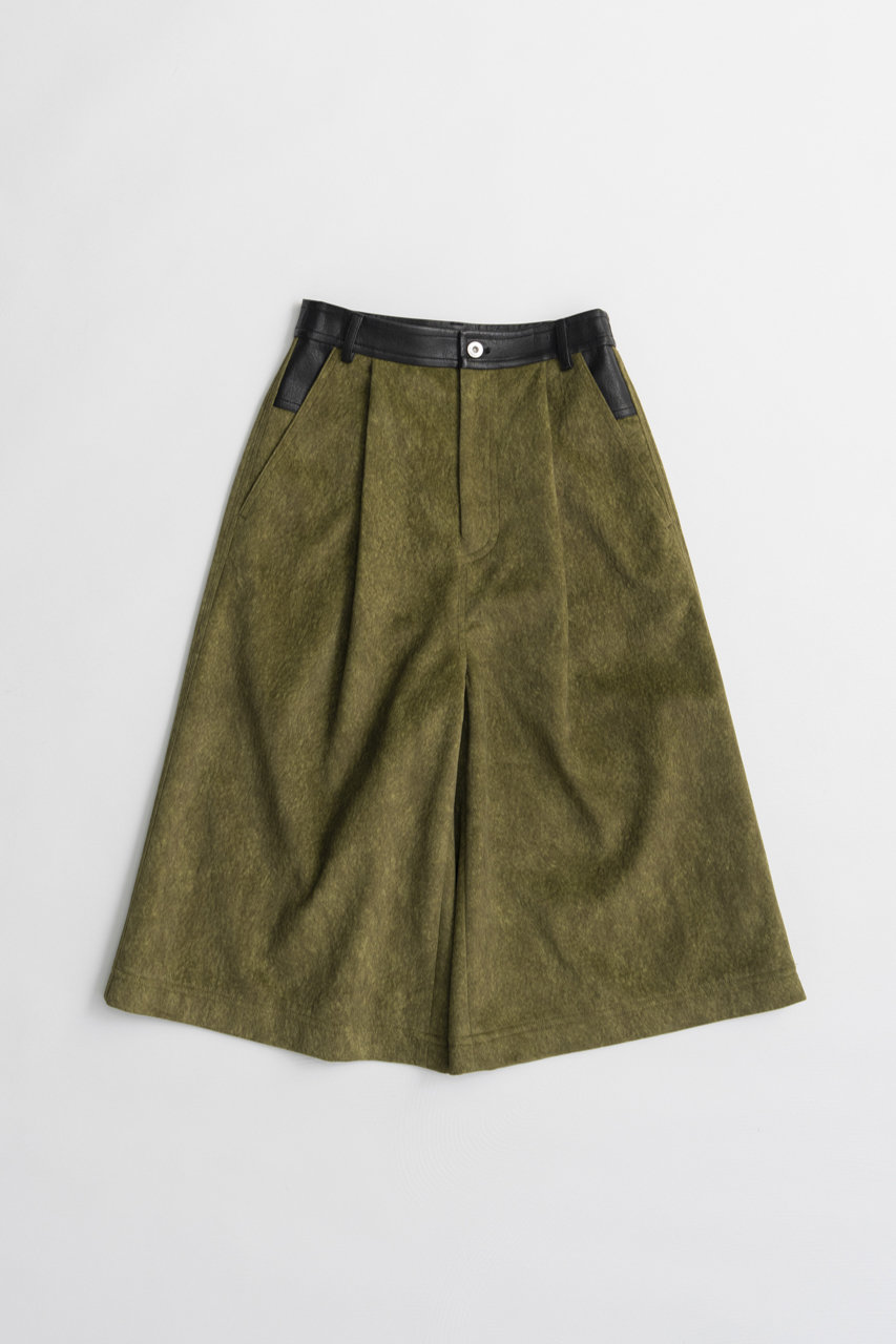メゾンスペシャル/MAISON SPECIALのHaircalf-Like Work Shorts/ハラコライクワークショーツ(GRN(グリーン)/21262465303)