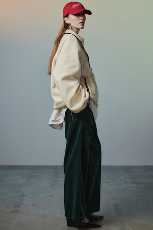 メゾンスペシャル/MAISON SPECIALのColor Corduroy Pants/カラーコーデュロイパンツ(110600/110601)