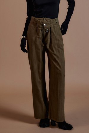 メゾンスペシャル/MAISON SPECIALのDouble-Waist Wide Tuck Pants/ダブルウエストワイドタックパンツ(110600/110601)