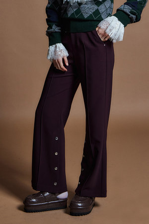メゾンスペシャル/MAISON SPECIALの【予約販売】Double Cloth Button Slit Flare Pants / ダブルクロスボタンスリットフレアパンツ(110600/110601)