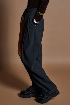 メゾンスペシャル/MAISON SPECIALの【予約販売】Wide Tuck Pants / ワイドタックパンツ(110600/110601)