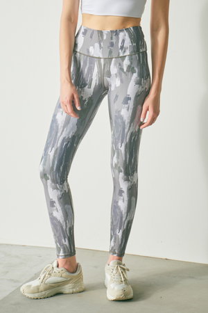 ジュリエ/JulierのVertical brushプリントレギンス