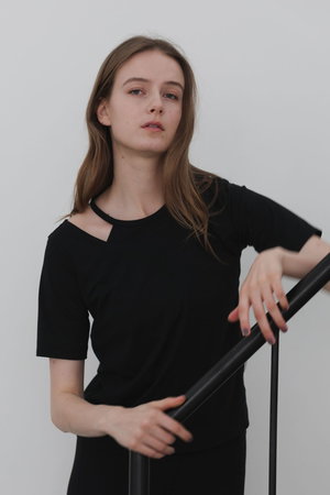 ジュリエ/Julierのライトプライムデザイントップス(180100/180102)