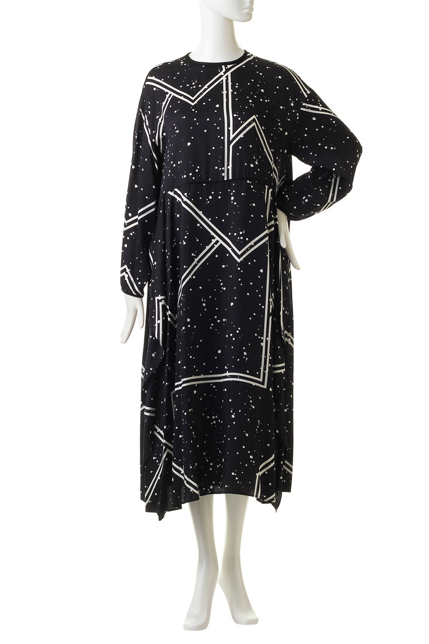 Le Phil ル フィル コズミックプリントワンピース ブラック の通販 Elleshop エル ショップ