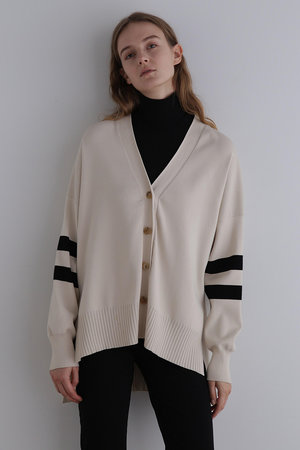 ル フィル/LE PHILのオーバーサイズカーディガン(110300/110303)