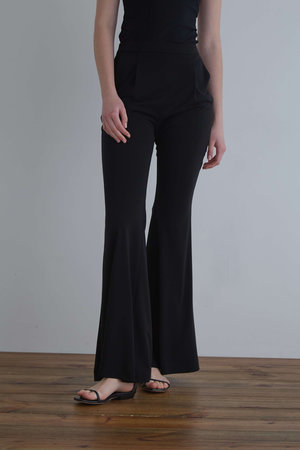 ル フィル/LE PHILのクールタッチスムースフレアパンツ(110600/110601)