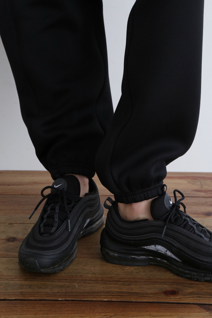 LE PHIL(ル フィル)｜《LE PHIL SPORTS》テックダンボールパンツ