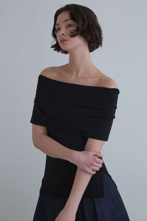 ル フィル/LE PHILのカップインオフショルダートップス(110100/110102)